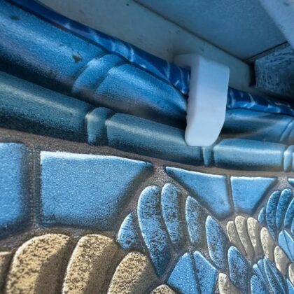 Beaded Pool Liner Lock